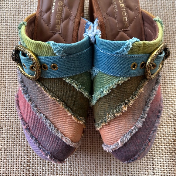 Kurt Geiger London Mayfair Denim Clog is a Colorful Platform Shoe. Size 9.5 - Picture 4 of 15